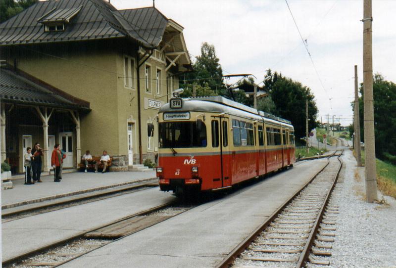 Triebwagen 82 im Bahnhof Fulpmes Juli 1999
