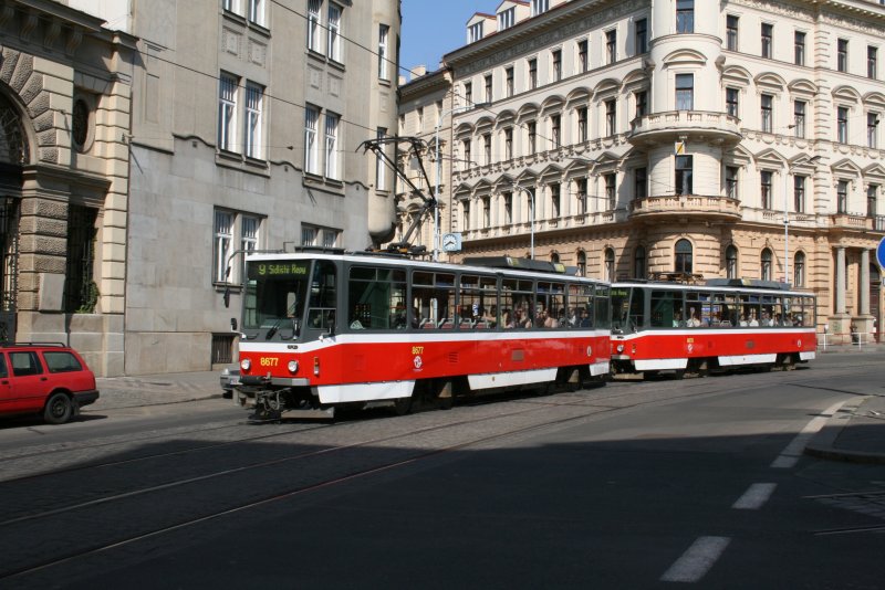 Triebwagen 8677 af den Weg nach Sidliste Repy.03.05.09.