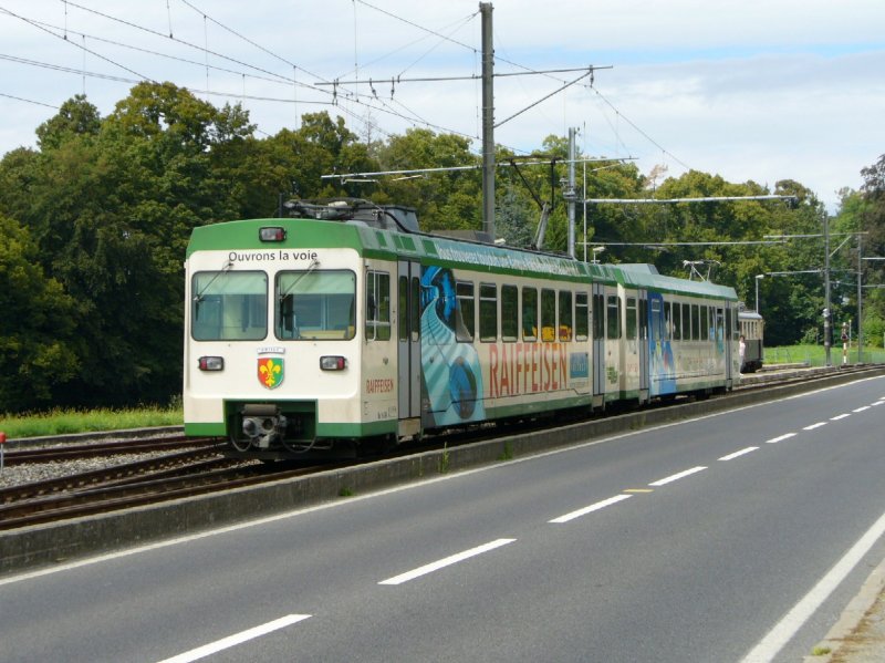 Triebwagen Be 4/8  34 Prilly bei der Einfahrt in die Kreuzung Cery Fleur de Lys am 03.09.2006
