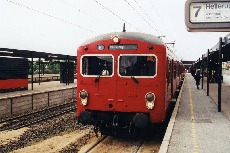 Triebwagen FS 7101 der Kopenhagener S-Bahn am 24.7.1999 in Kge.