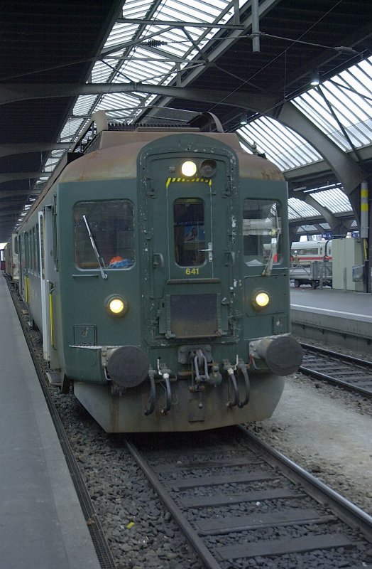 Triebwagen der SBB.
Klousenfahrt von Basel via Zrich nach Konstanz am 03.12.2006