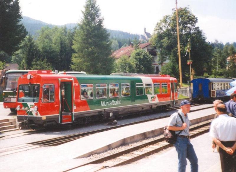Triebwagen VT 35 der Murtalbahn in Murau
