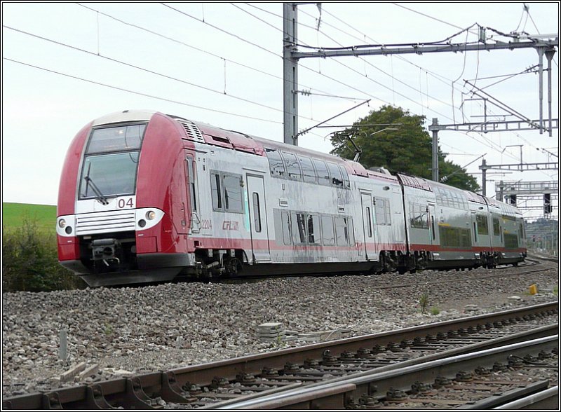 Triebzug 2204 kommt aus Luxemburg und f�hrt in Richtung Bettembourg am 21.09.08. (Jeanny)