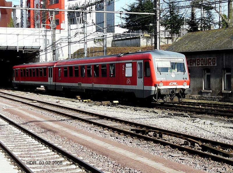 Triebzug 628 505-6 bei der Ankunft aus Richtung Trier im Bahnhof Luxemburg am 03.02.08.