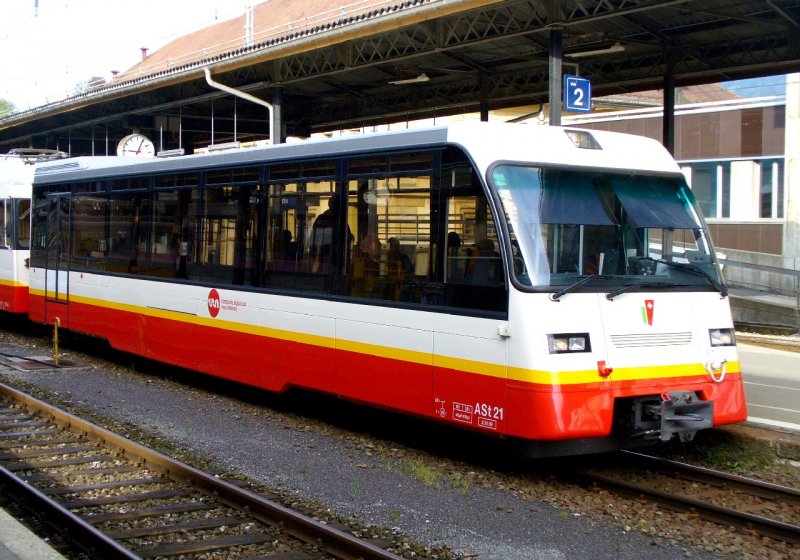 trn / CMC - Schmalspur Salonsteuerwagen Ast 21 im Bahnhof von La Chaux de Fonds am 07.09.2007