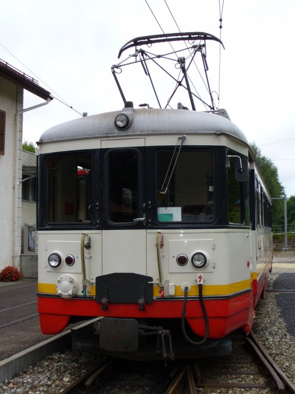 trn  BDe 4/4 5 im Bahnhof von Les Brenets am 01.08.2006