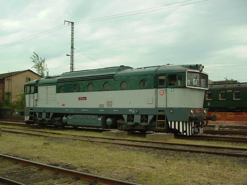 Tschechische Diesellok der BR T478.3001 zu Gast beim Dampflokfest 2004 in Dresden