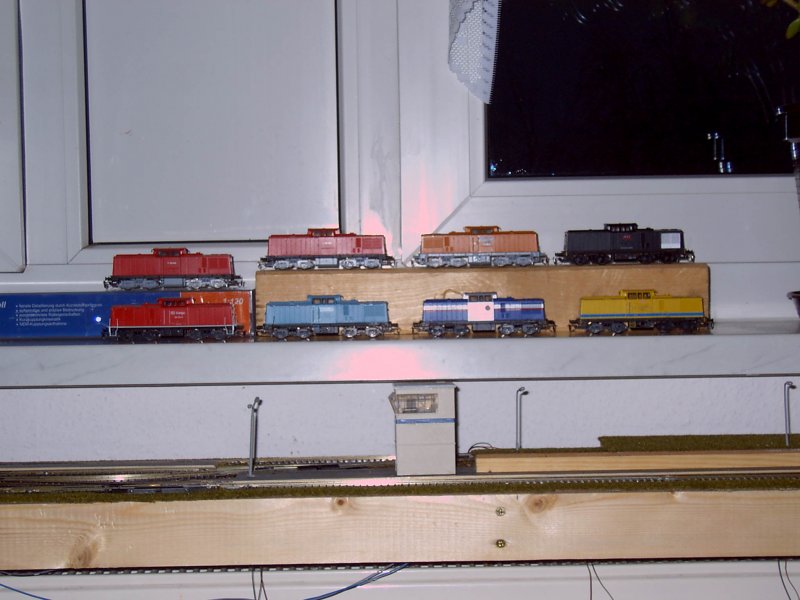 TT Loks der BR 110: 2x V 100 (rot),BR 111 (DR),BR 203 rt&l,BR 294 DB AG,BR 202 DLW Meiningen, BR 203 Rent a Rail und BR 203 DB Netz