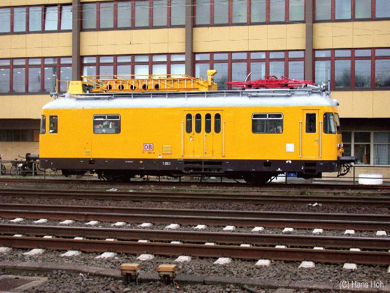 Turmtriebwagen 701 096 in Hamburg. Mrz 2002.