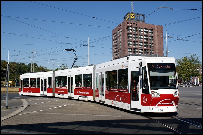 Tw 0758 am Hauptbahnhof (24. August 2009)