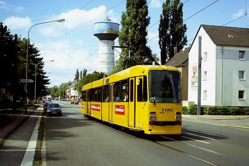 Tw 1413 auf der Frintroper Stra�e (4. August 2008) - Dia-Scan -