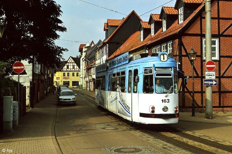 Tw 163 (ex Freiburg 115) in der Grperstrae (7. September 2004)