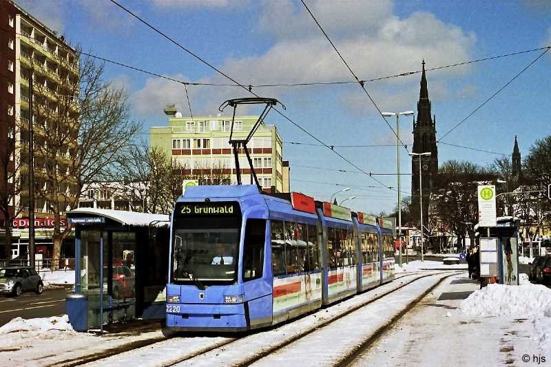 Tw 2220 (H) Tegernseer Landstra�e (28. Februar 2005)