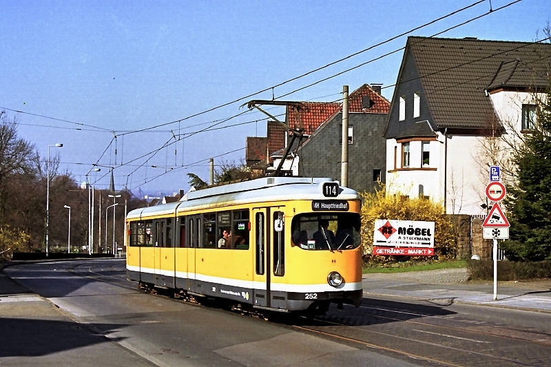 Tw 252 auf dem Werdener Weg (10. M�rz 1997)