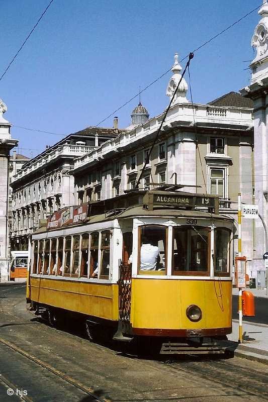 Tw 339 auf der Pra�a do Com�rcio (15. Juni 1986)