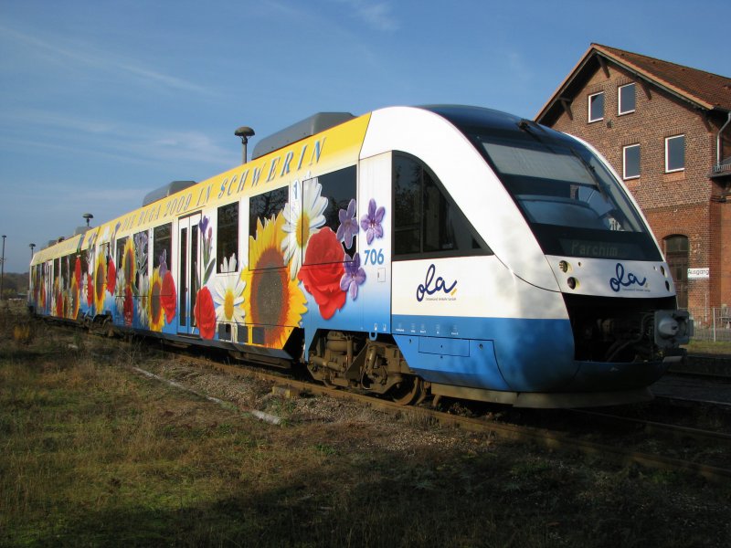 TW 706 der OLA in Crivitz an der Strecke Schwerin -Parchim