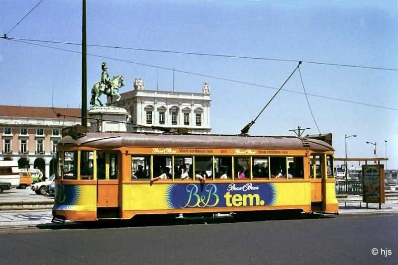 Tw 803 auf der Praa do Comrcio (16. Juni 1986)
