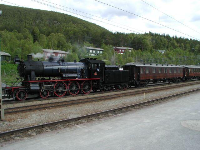 Type 30a 271 in Dombs, 16.06.2001