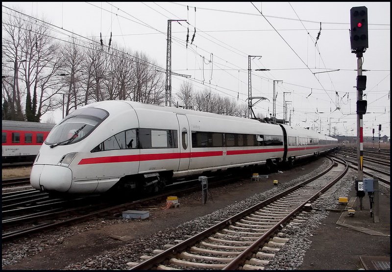Tz 1191-Salzburg- der BB, wird im Hbf Stralsund als IC2356 (nach Dsseldorf) bereitgestellt.  am 01.03.09