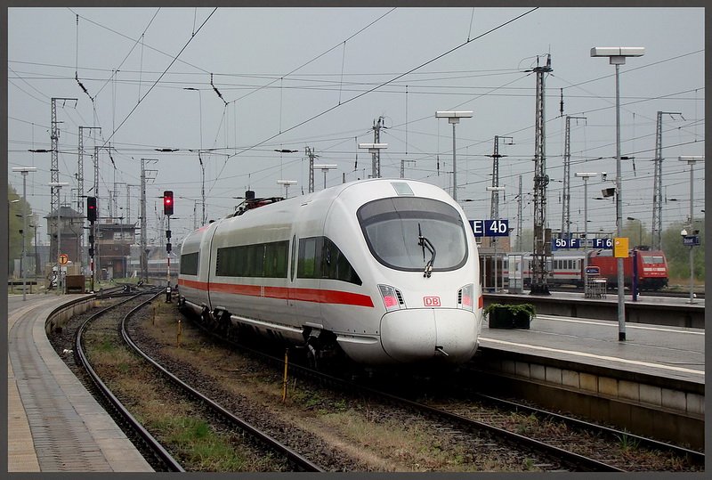 Tz1162 hat seine Ersatzleistung fr einen IC abgeleistet und geht nun in die Abstellung.  Stralsund am 03.05.09