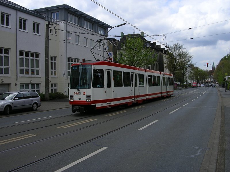 U 44 Westfalenhtte auf der Rheinischen Strasse in Dortmund:
(29.04.2008) 