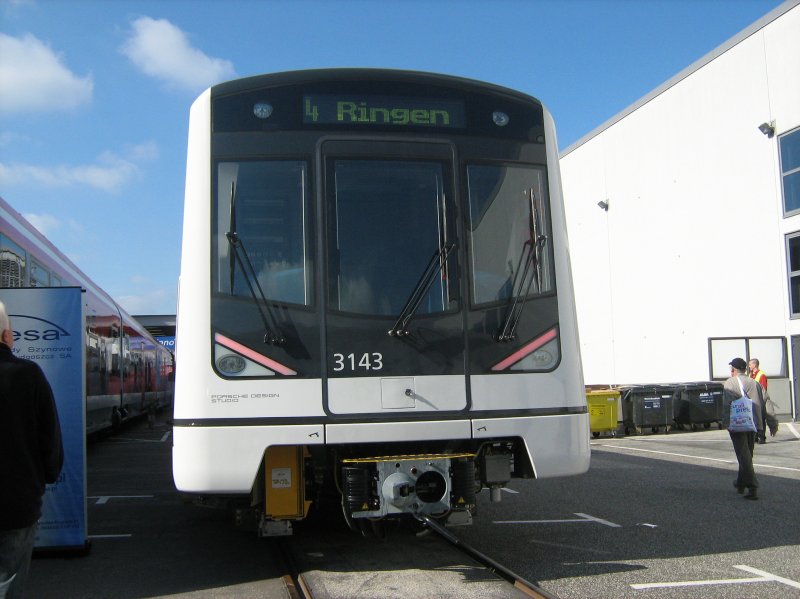 U-Bahn-Zug von Siemens f�r die U-Bahn Oslo, Norwegen - ausgestellt auf der InnoTrans 27. 9. 2008