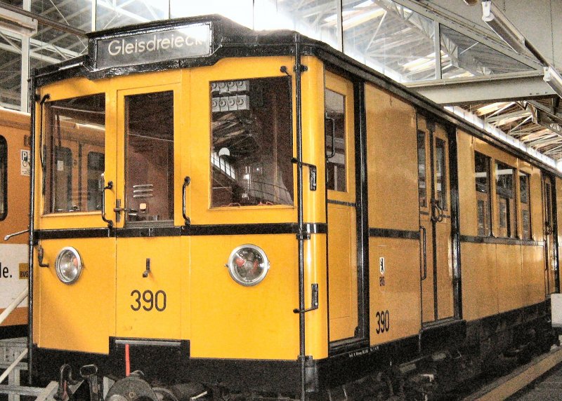 U-Bahnwagen 290, Tag des offenen Denkmals 2007 Wagenhalle Warschauer Br�cke