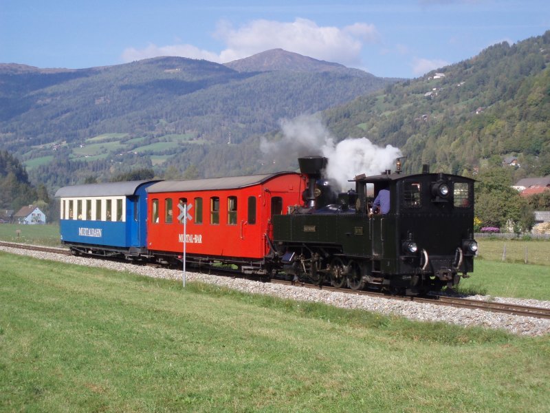 U11 mit Sdz. von Tamsweg nach Murau am 3.10.2009 in St.Lorenzen ob Murau um 11:06Uhr.