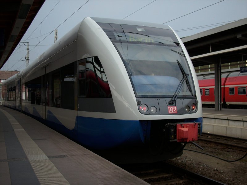 UBB-Triebwagen 646 112 nach Barth am 07.April 2009 in Stralsund.