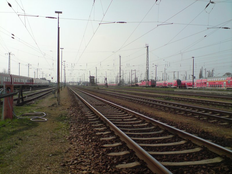berblick ber das Gleisvorfeld des Bahnhofs Cottbus 
Cottbus 08.04.2009