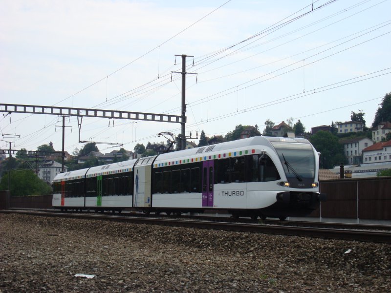 berraschung: Vllig unerwartet kam am 19.07.2007 ein Thurbo GTW ( 526 758-8) bei Aarau in Fahrtrichtung Olten vorbei.