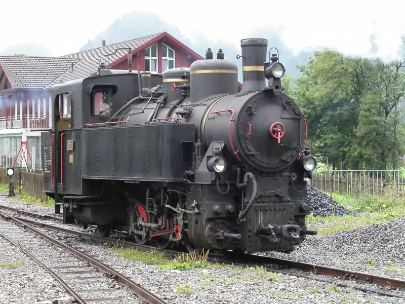 Uh102 unter Dampf fr eine Sonder-Fahrt in Bezau am 11.08.06