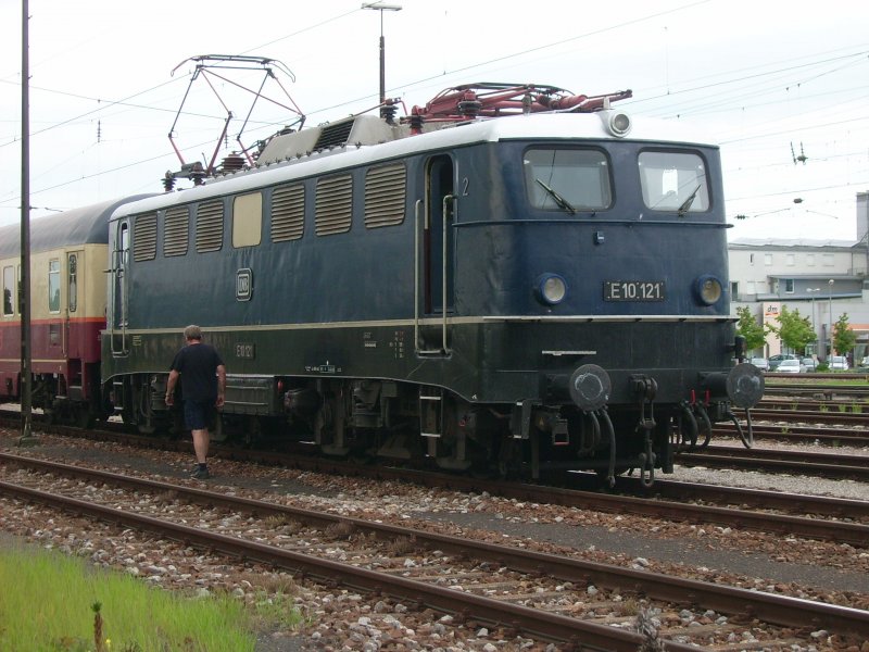 Unbekanter berfhrungszug Rastatt 29.08.09