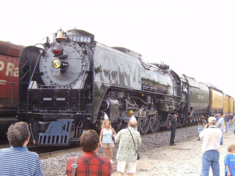 Union Pacific Steam Engine auf dem Weg durch Kansas, 04/2006
