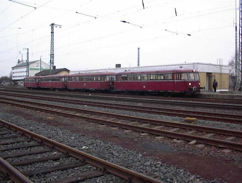 Unser Sonderzug der Eisenbahnfreunde Giessen anl. der Inbetriebn. ESTW Giessen am W.E. 03.-04.-05.12.2005 Giessen (jetzt von Frankfurt ESTW-signaltechnisch bedient)