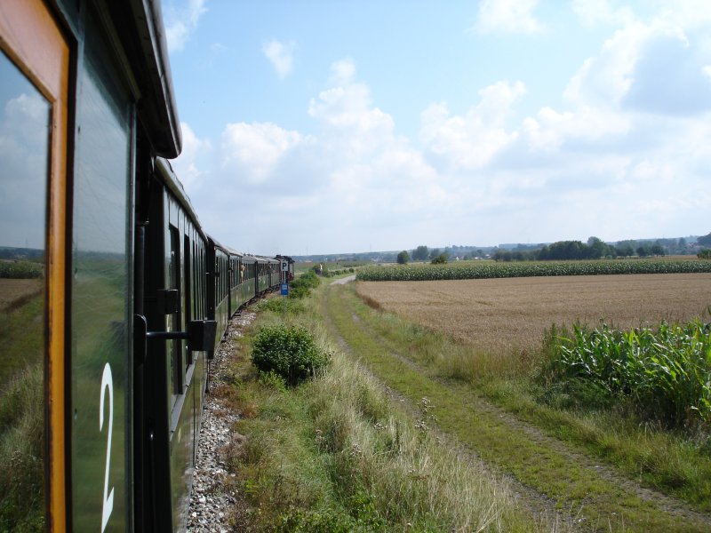 unterwegs mit dem  �chsle , Museumsschmalspurbahn von Warthausen nach Ochsenhausen in Schwaben,
15.09.2004