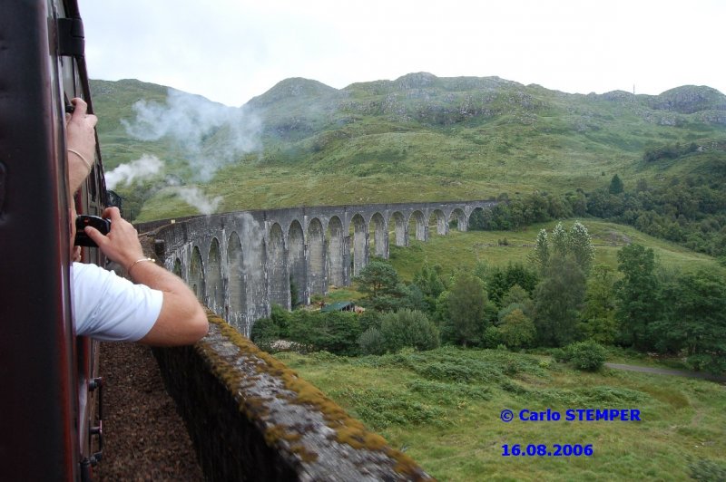 Unterwegs mit Steam von Fort William nach Mallaig. Einfahrt auf Glenfinnen Viaduct