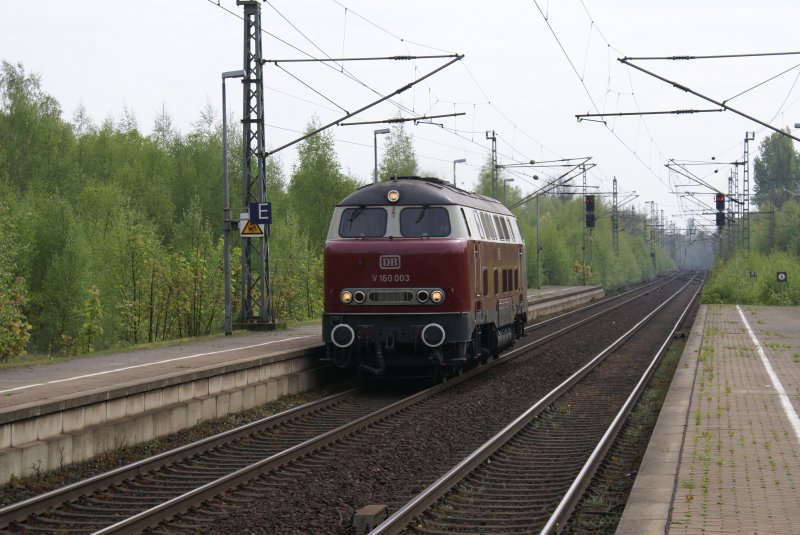 V 160 003  Lollo  durchfährt Elmshorn  am 24.04.2007