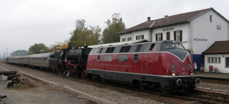 V200 033 mit einer 23 in Meckesheim.