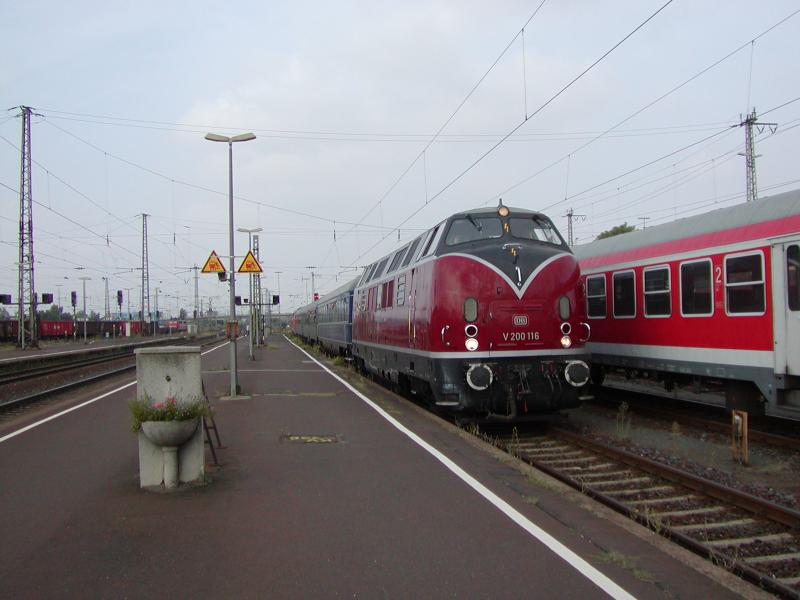 V200 116 mit Sonderzug am 03.09.2005 in Schweinfurt Hbf