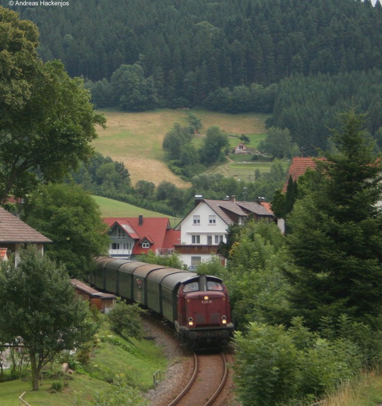 V211 01 EMN und V100 1357 der GES mit dem  80881 am B Halbmeil I 13.7.08