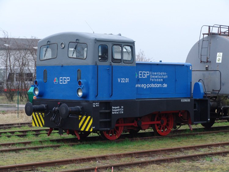 V22.01 der Firma Eisenbahngesellschaft Potsdam mbH (EGP)abgestellt im Bahnhof Meyenburg.Aufgenommen am 24.02.08