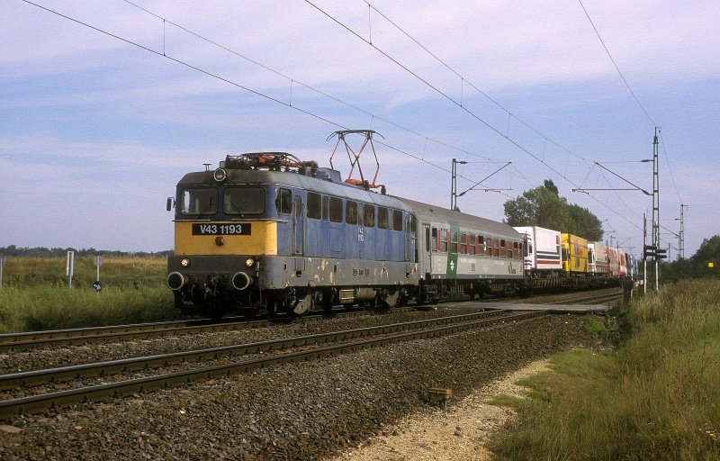 V43 1193  Acs  28.09.00  
