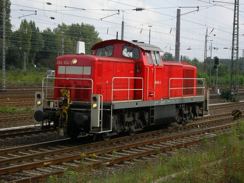 V90, 294 614-3 in BO-Langendreer,Rangierfahrt.(17.09.2008) 