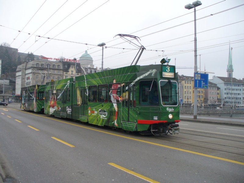 VBZ - Gelenktram Be 4/6 2087 mit Anhnger B 2428 beide mit Vollwerbung fr die EURO 08 unterwegs auf der Linie 3 nach Albisreiden am 01.01.2008