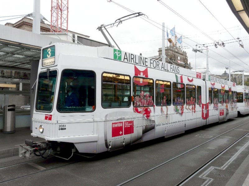 VBZ - Gelenktram Be 4/6  2051 mit Vollwerbung eingeteilt auf der Linie 3 am 19.04.2008