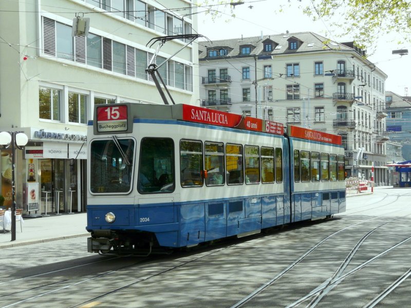 VBZ - Tram Be 4/6 2034 unterwegs auf der Linie 15 in der Stadt Zrich am 26.04.2009