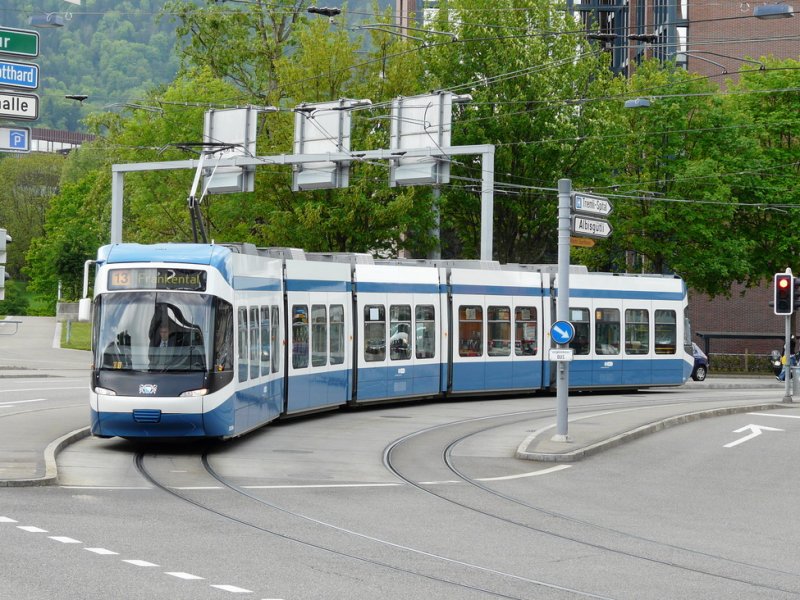 VBZ -  Tram Be 5/6  3034 unterwegs auf der Linie 13 am 06.05.2009