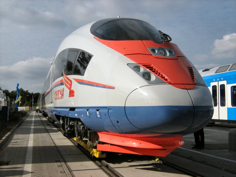 Velaro-RUS von Siemens fr Ruland auf der Innotrans Berlin September 2008