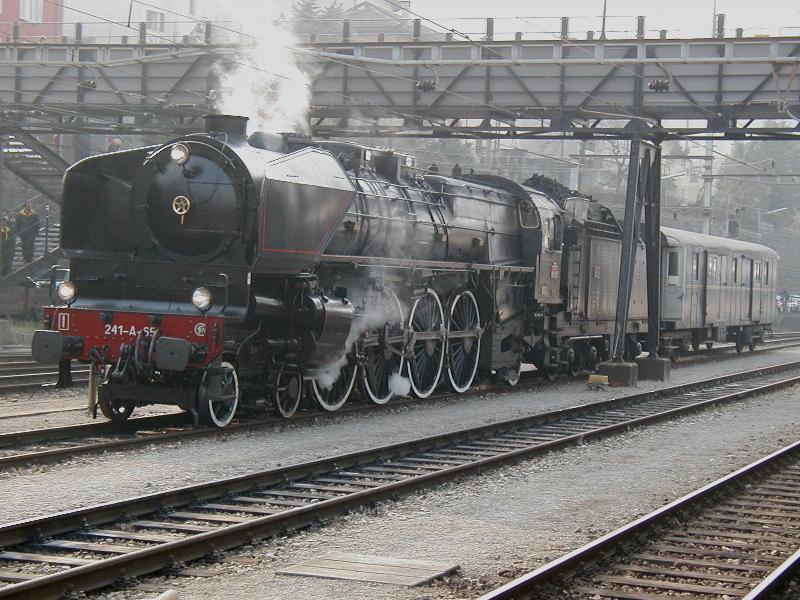 Verein 241.A.65 Mountain.ex SNCF (Baujahr1931)am 11.01.03
in Bellinzona